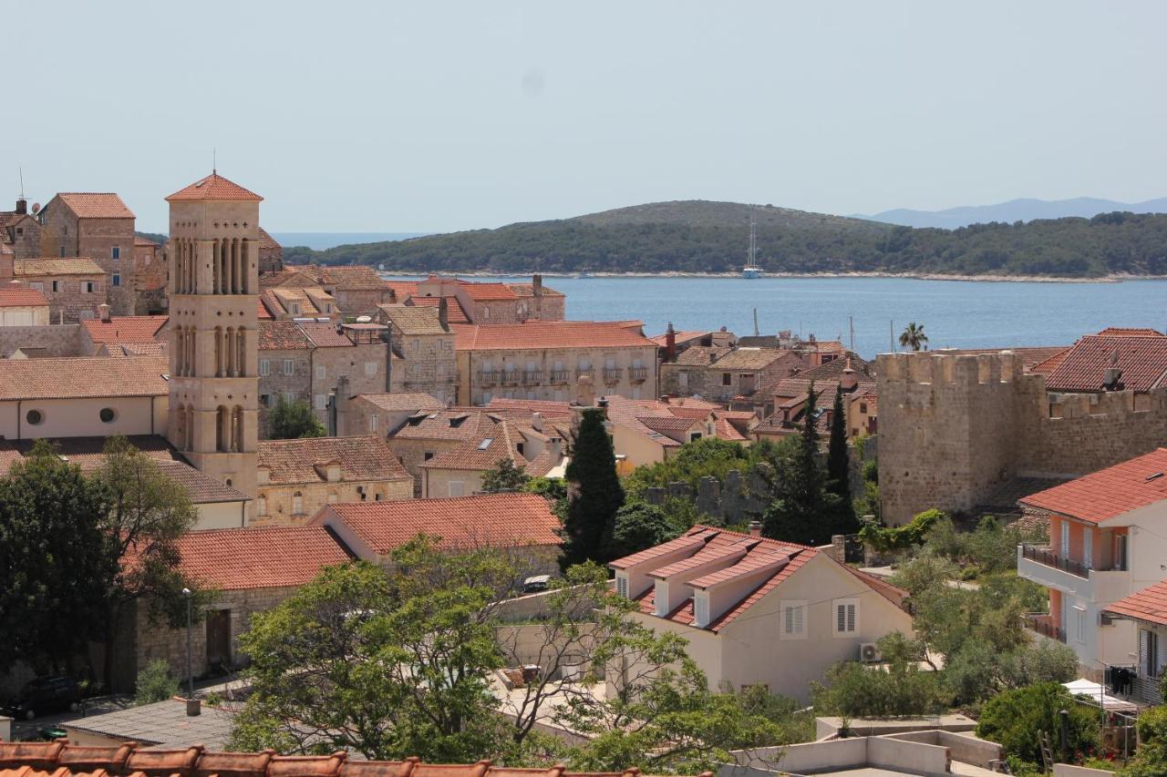 Guest House Vuljan Hvar Town Eksteriør bilde