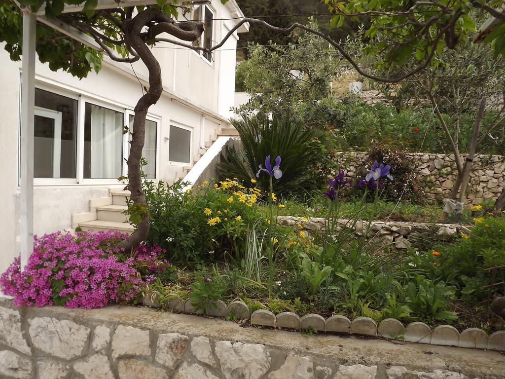 Guest House Vuljan Hvar Town Eksteriør bilde
